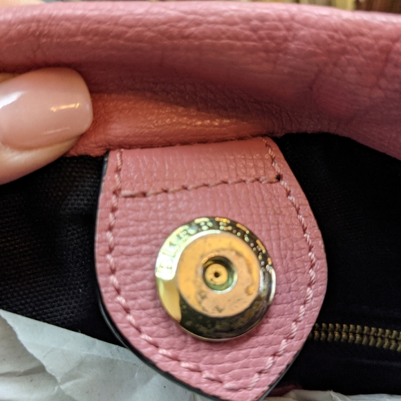 Burberry " little Crush" crossbody bag - Picture 5 of 12